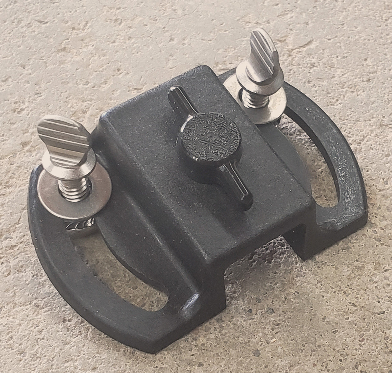 Retro fit leg kit for sluices