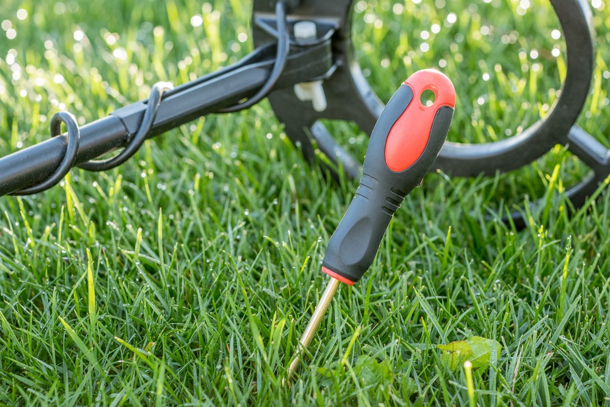 9 1/2" Brass Coin Probe