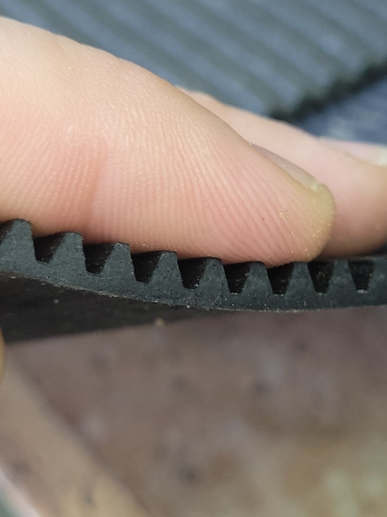 Deep V matting for sluice box